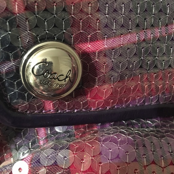 Authentic Coach Poppy Collection - Picture 5 of 7